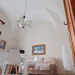 Dimora White 2.0